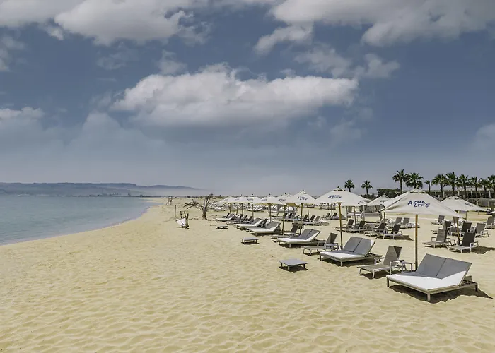 Tanoak Resort