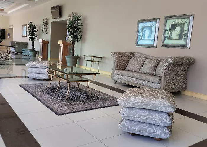 Residencial Inn & Suites