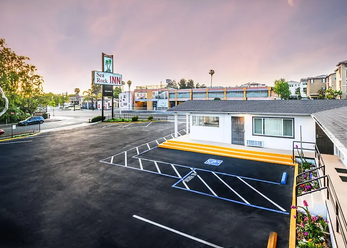 Sea Rock Inn - Long Beach