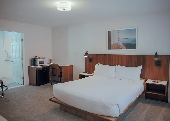 Skaneateles Boutique Hotel