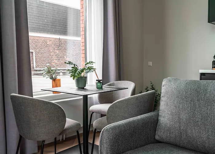 Limehome The Hague Keizerstraat