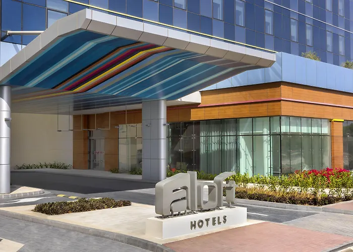 Hotel Element By Marriott Al Mina, Dubái