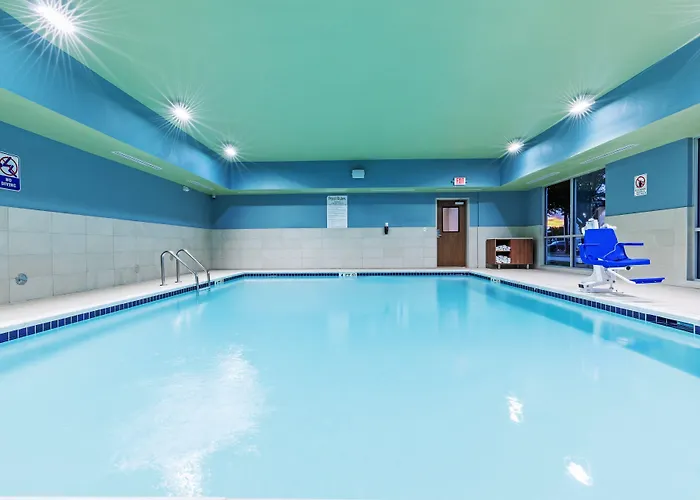 Holiday Inn Express & Suites - Stafford Nw - Sugar Land By Ihg