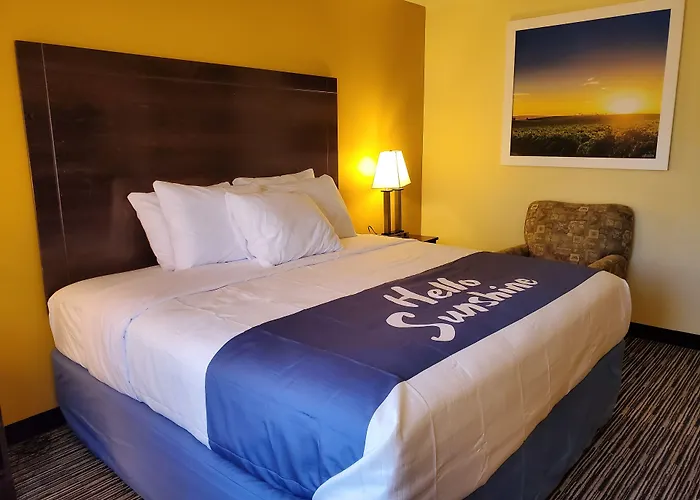 Days Inn By Wyndham Atlanta/Southlake/Morrow