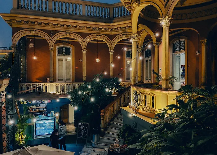 Viajero Lima - Barranco Hostel