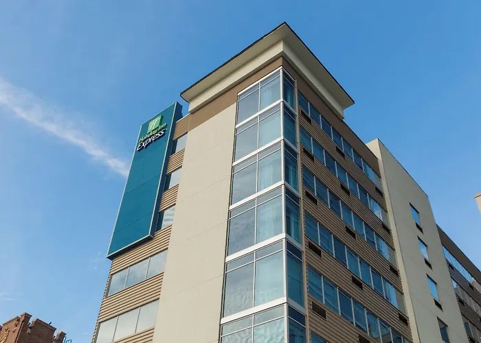 Holiday Inn Express - New Rochelle By Ihg