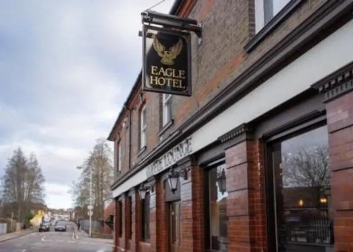 Eagle Hotel Luton Airport
