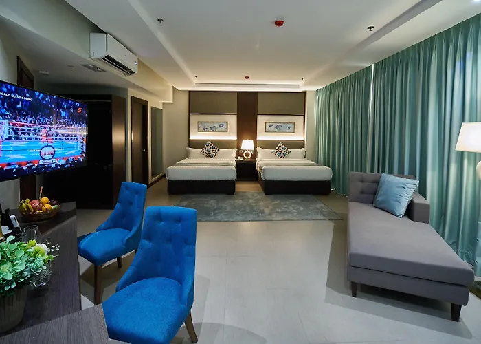 J7 Plaza Hotel