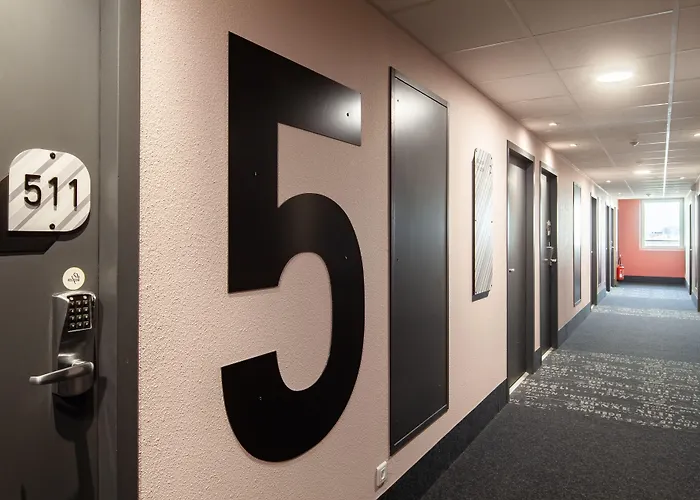 B&B HOTEL Poitiers Aéroport