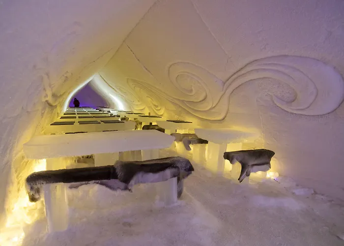 Arctic Snowhotel & Glass Igloos