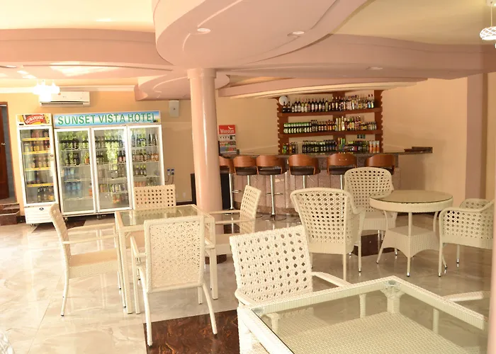 Sunset Vista Hotel