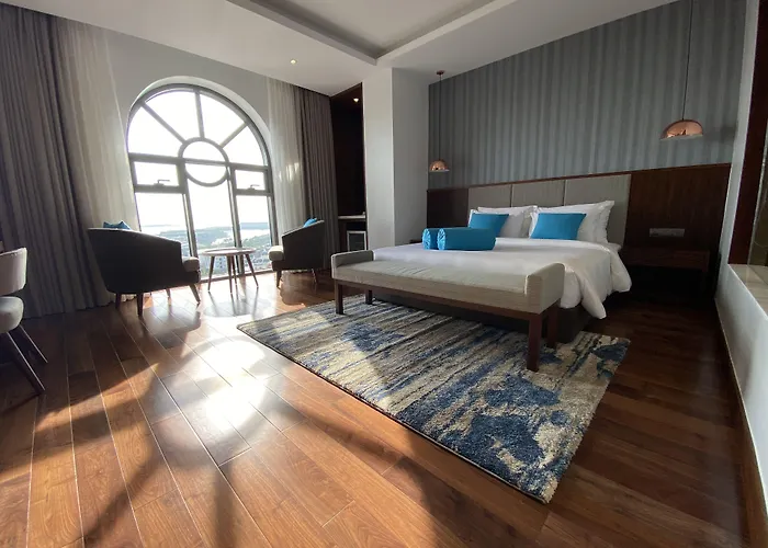 D'Lecia Ha Long Hotel