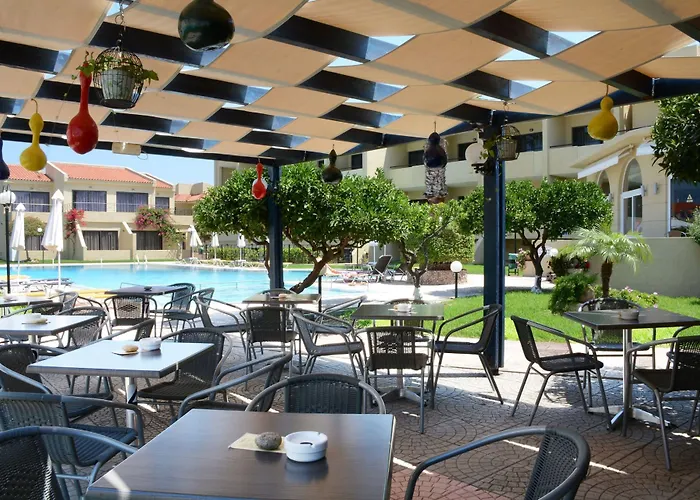 Summerland Hotel (Adults Only)