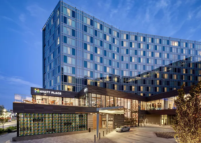 Hyatt Place Boston/Seaport District