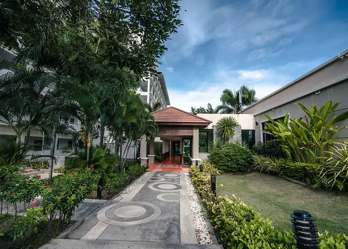 Seapine Beach Golf And Resort Hua Hin