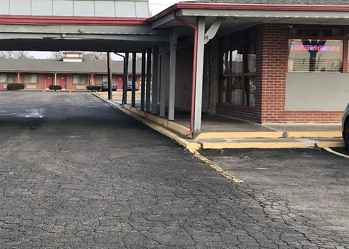 Village Inn Salina