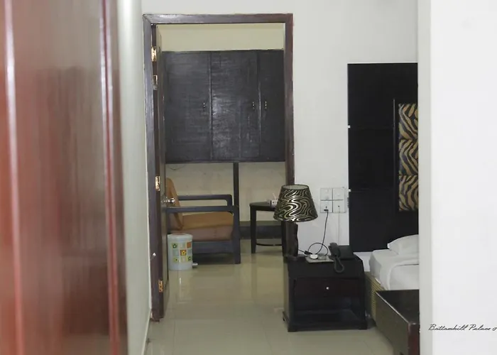 Bottomhill Palace Hotel