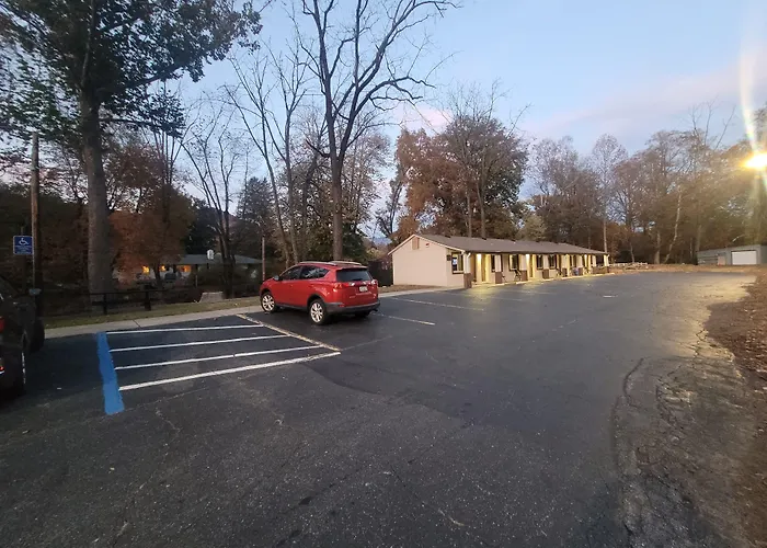 Economy Inn Sylva