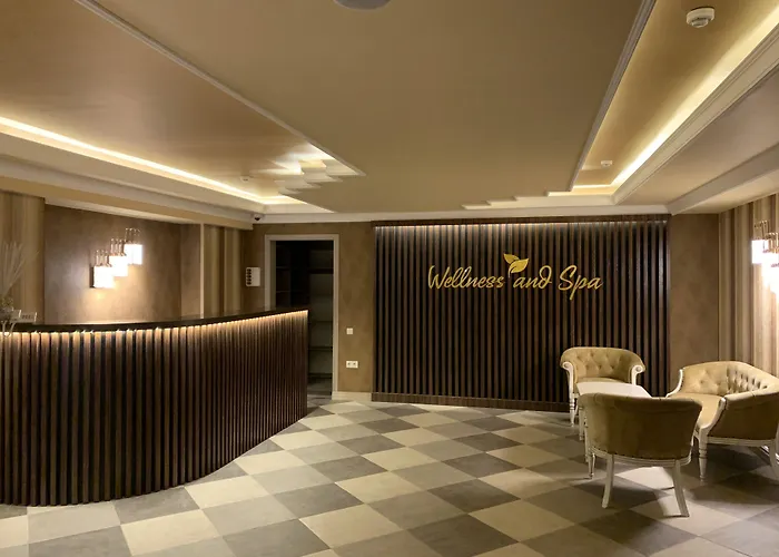 The Royal Mezbon Hotel & Spa