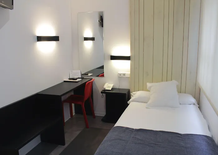 Hotel Lois