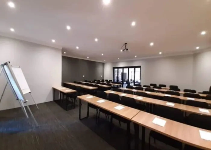Copperwood Hotel And Conferencing