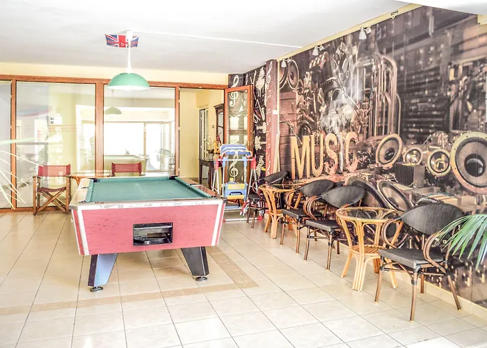 Alexandros Hotel