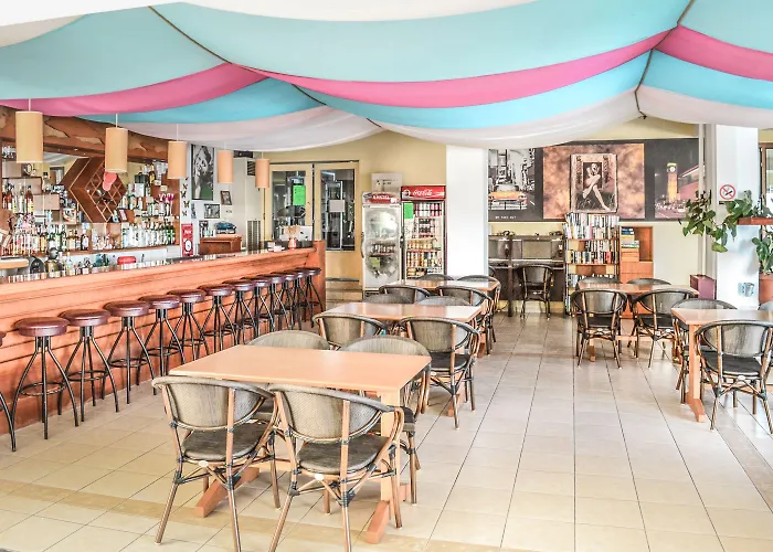 Alexandros Hotel