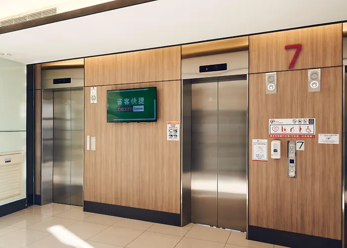 Check Inn Express New Taipei Tamsui