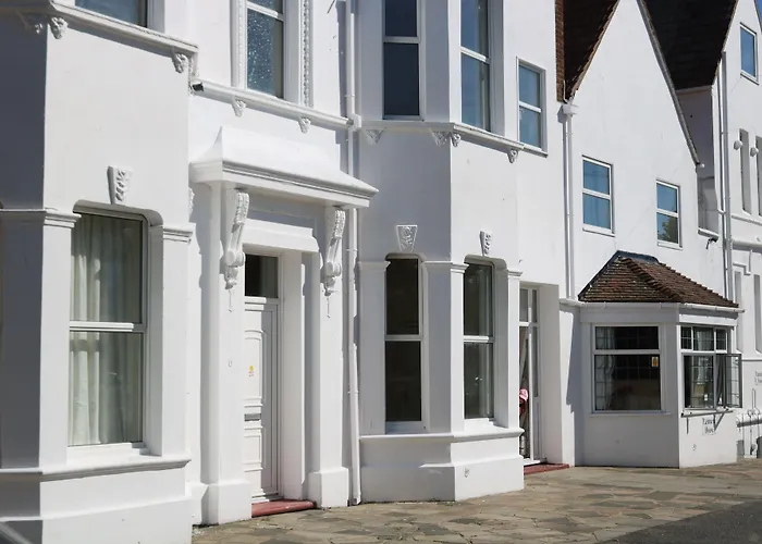 Lennard House