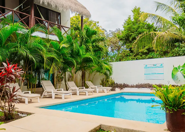 Azul 36 Hotel