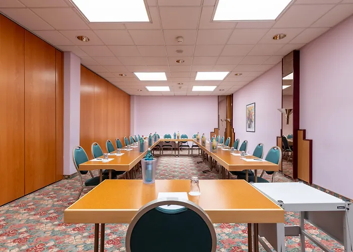 Fly Inn Hotel Frankfurt Airport Ruesselsheim Ehemals Trip Inn Hotels