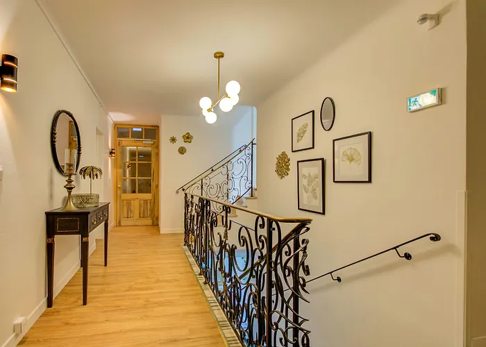 Hotel Le Blason de Provence
