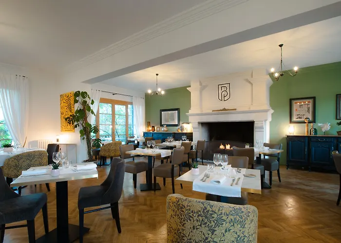 Logis Hotel Le Blason De Provence