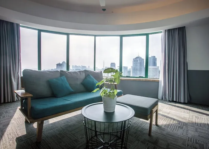Z Hotel