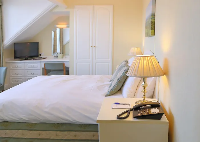 Saxonville Hotel