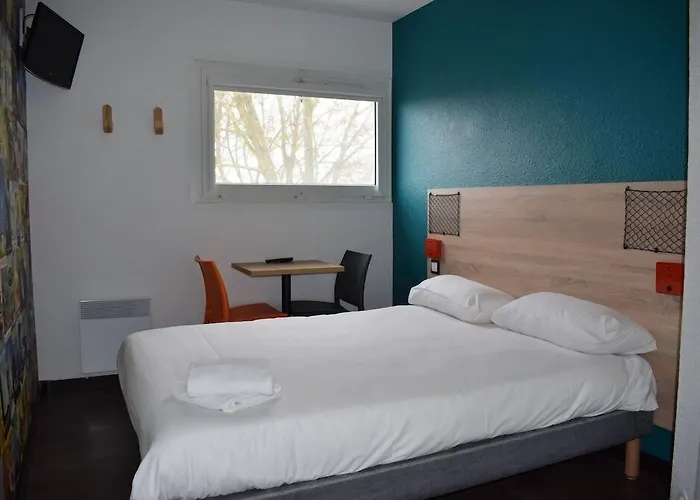 Hotelf1 Cergy
