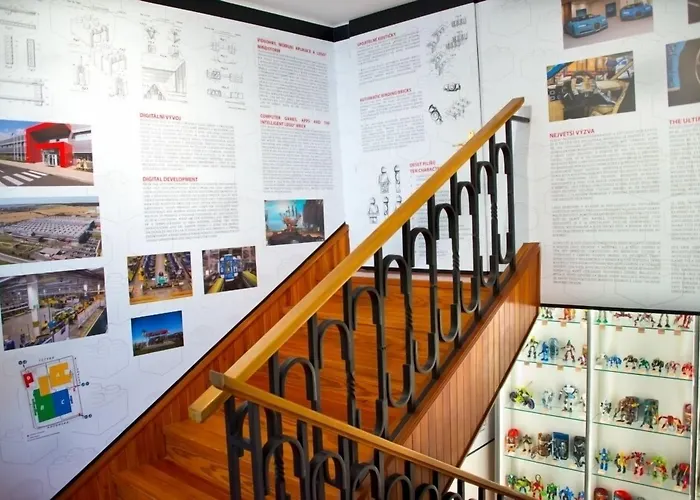 Hotel Museum Of Bricks