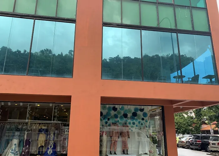 SPOT ON 89900 Jesselton Capsule Inn
