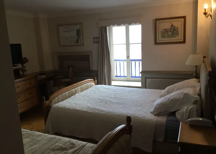 Hôtel MADO