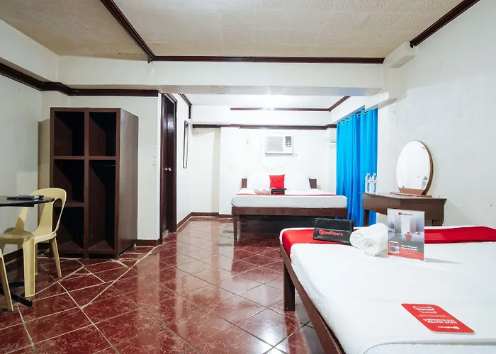 Reddoorz @Downtown Bacolod