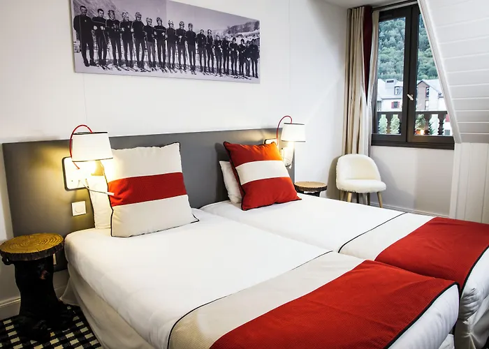 Hotel Mir