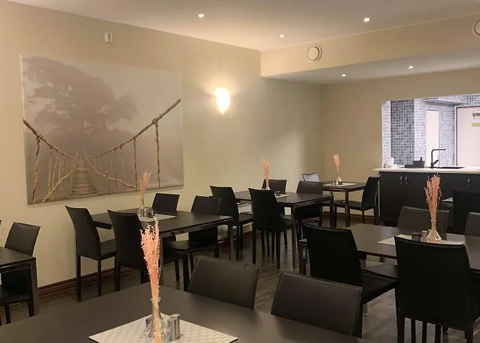 Chesterfield Hotel