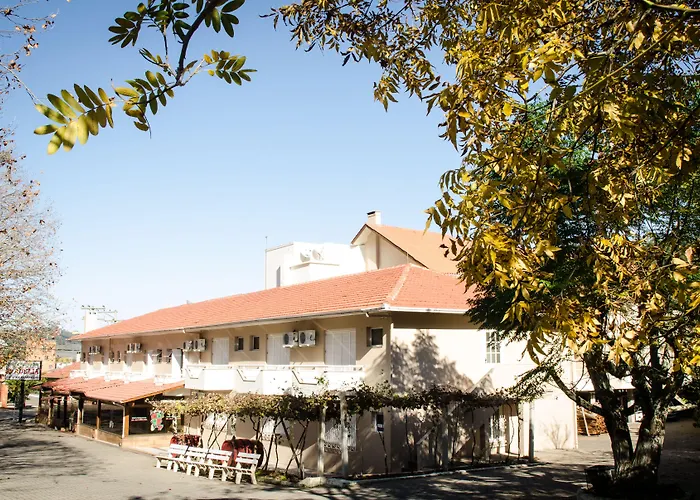 Dona Adelia Hotel E Restaurante Flores da Cunha