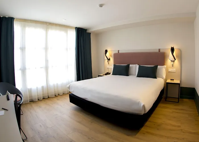 Hotel Plaza De La Paz