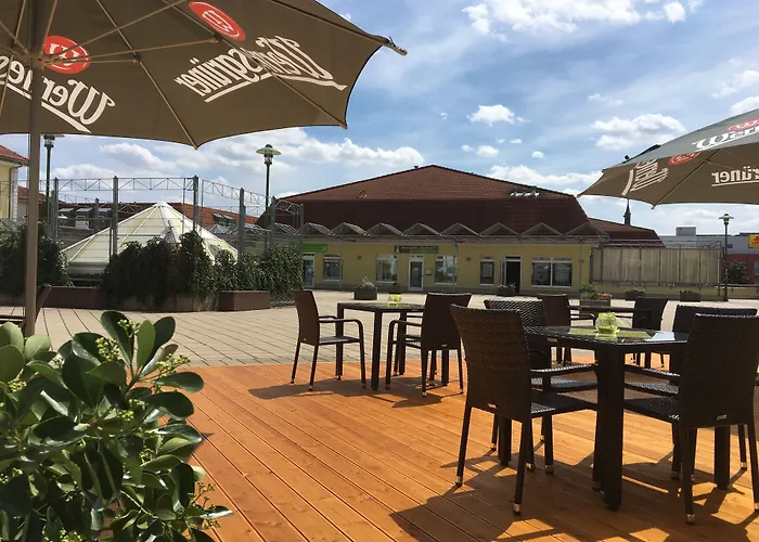 Warias Hotel Am Geiseltalsee - Naehe Merseburg Und Muecheln