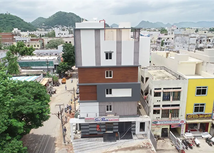 Hotel Sri Ram Grand