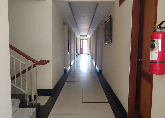 Oyo 3894 Karunia Muslim Syariah