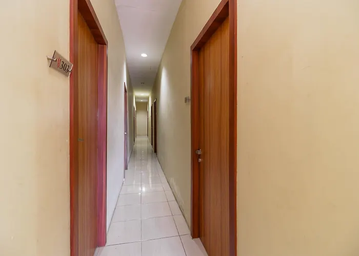 Reddoorz Syariah Near Simpang Surabaya Aceh