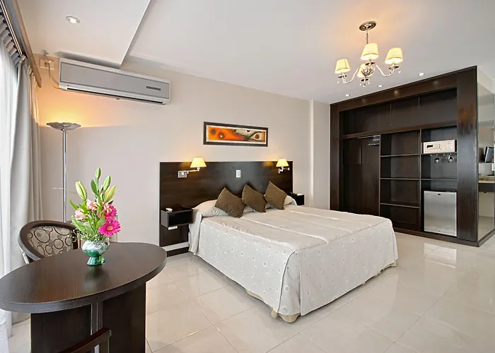 Hotel Nuevo Ostende by bund