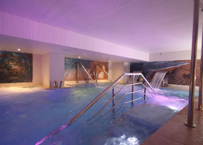 New Hotel Piscine Wellness & Spa